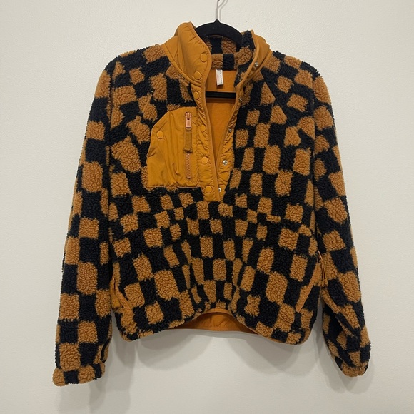 Free People Jackets & Blazers - 🦄 Unicorn Find 🦄 Free People Movement | Rocky Ridge Pullover | Small